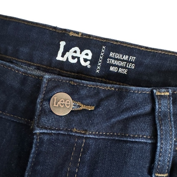 Lee Regular Fit Straight Leg Mid Rise Dark Wash denim jeans Womens 16 Long - Picture 3 of 8